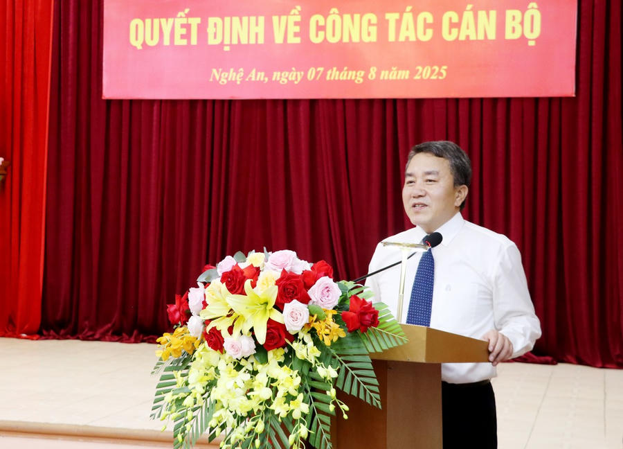 Ông Lê Văn Giáp - Chánh văn phòng Tỉnh ủy Nghệ An.