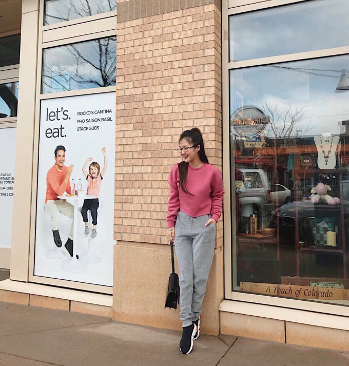 Hương Tràm chạy show liên tục ở Mỹ vẫn khoe dáng sang chảnh