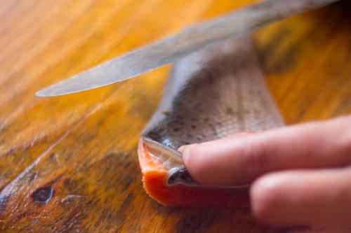 Có những thói quen hết sức nguy hại sức khỏe khi ăn cá mà ai cũng cần biết để tránh