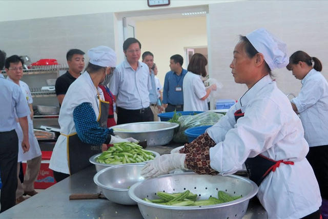 Bếp ăn của BV (Ảnh T.N)