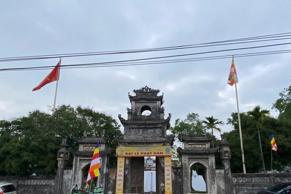 Chùa Chuông được xếp hạng là di tích cấp quốc gia.