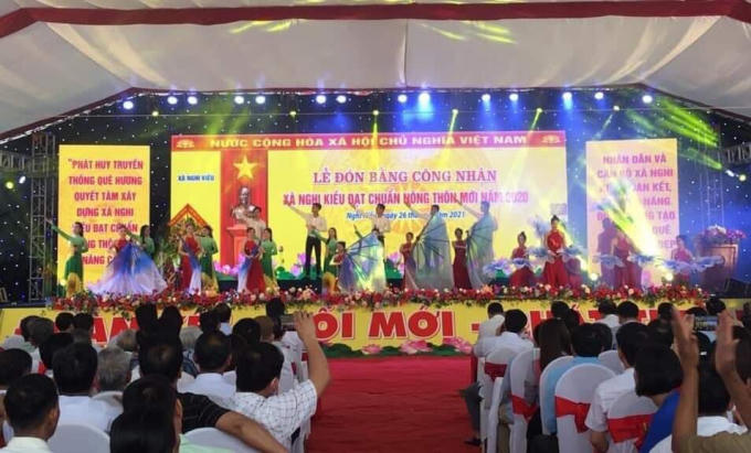 Văn nghệ chào mừng