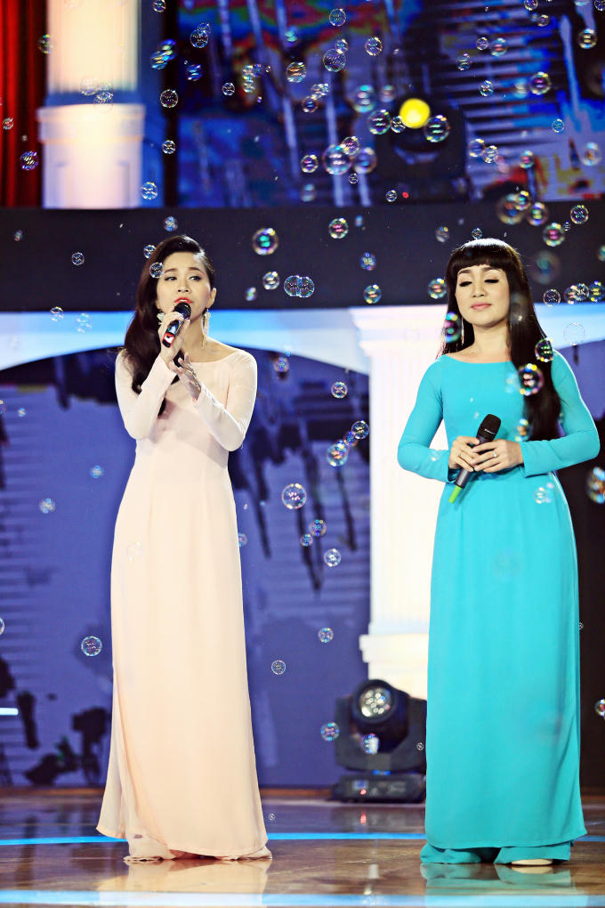 Ngọc Sơn, Sơn Tuyền nồng n&agrave;n với bolero trong T&igrave;nh Kh&uacute;c Vượt Thời Gian