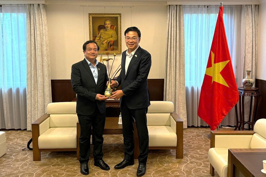 Lãnh đạo UBND tỉnh Tây Ninh chào xã giao Đại sứ Việt Nam tại Nhật Bản