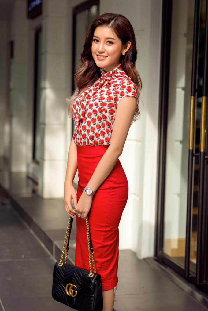 Á hậu Huyền My khiến các cô nàng mê mẩn trong các thiết kế của BST “the muse”