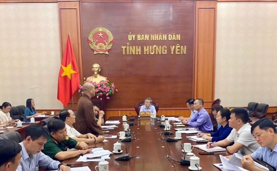 Quang cảnh cuộc họp.