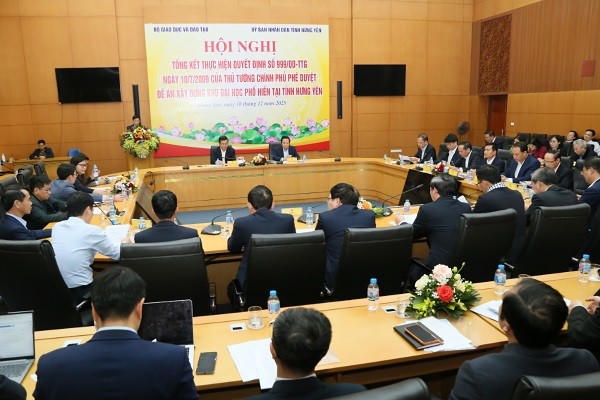 Quang cảnh hội nghị.