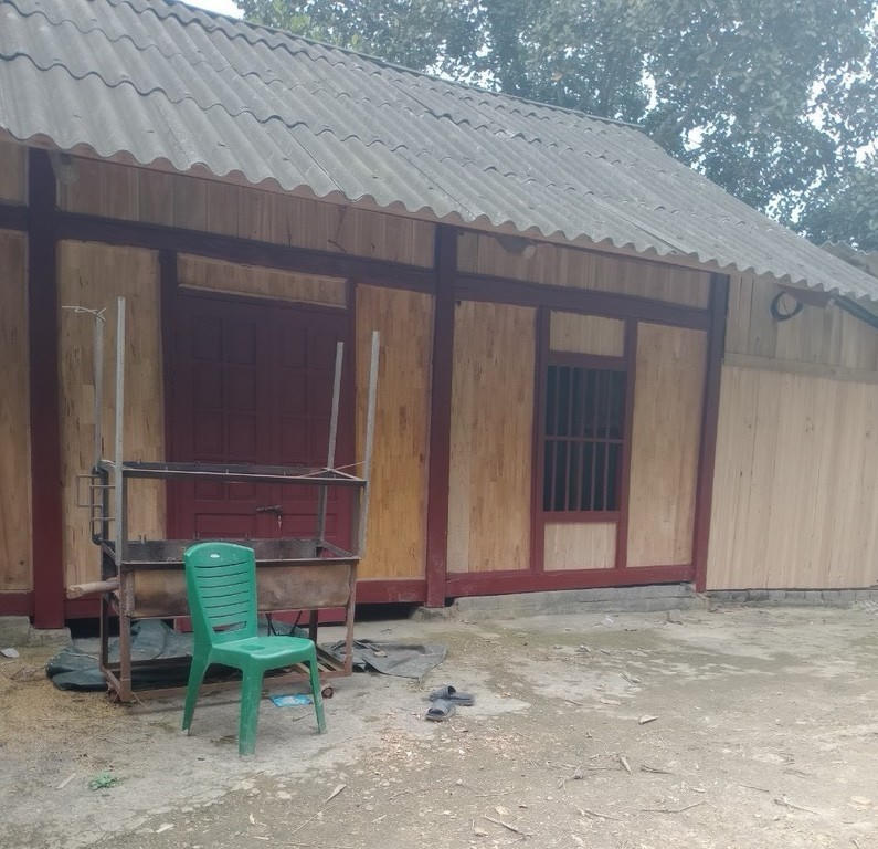 Gia cảnh em Hà Trung Mạnh tại thôn Bản Cọ, xã Hồng Ca, huyện Trấn Yên, tỉnh Yên Bái.
						
					
				
			
			
						Gia cảnh em Hà Trung Mạnh tại thôn Bản Cọ, xã Hồng Ca, huyện Trấn Yên, tỉnh Yên Bái.