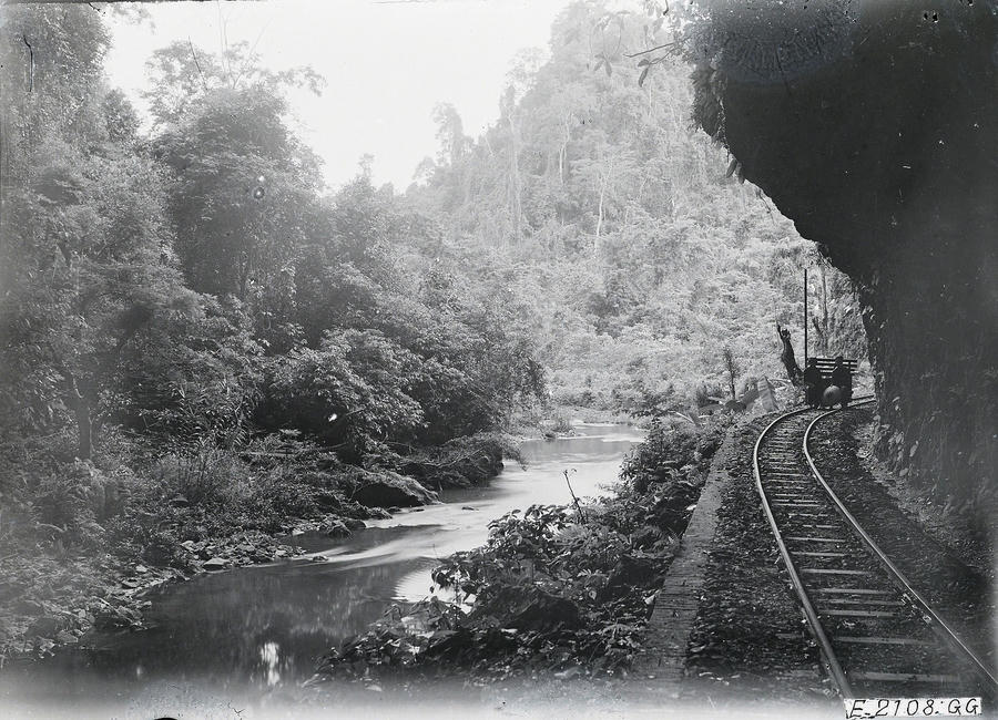 loat anh hiem ve mo chi kem khong lo o viet nam 100 nam truoc hinh anh 15