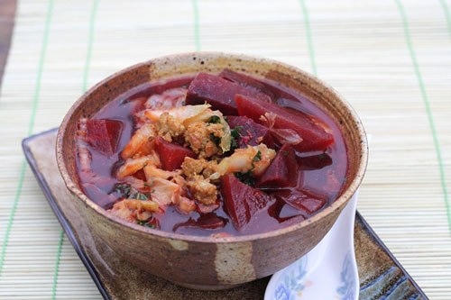 Thực phẩm sẽ biến thành “chất độc” nếu hâm nóng lại
