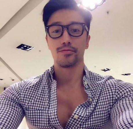 Quý ông hơn 50 tuổi chia sẻ bí quyết trẻ như thanh niên 20