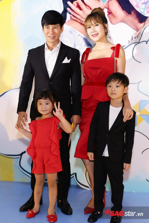 Vợ chồng Lý Hải - Minh Hà và các con.