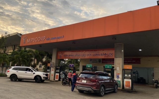 Lâm Đồng: Xử phạt 15 triệu đồng với cửa hàng xăng dầu “ém” hàng chờ tăng giá