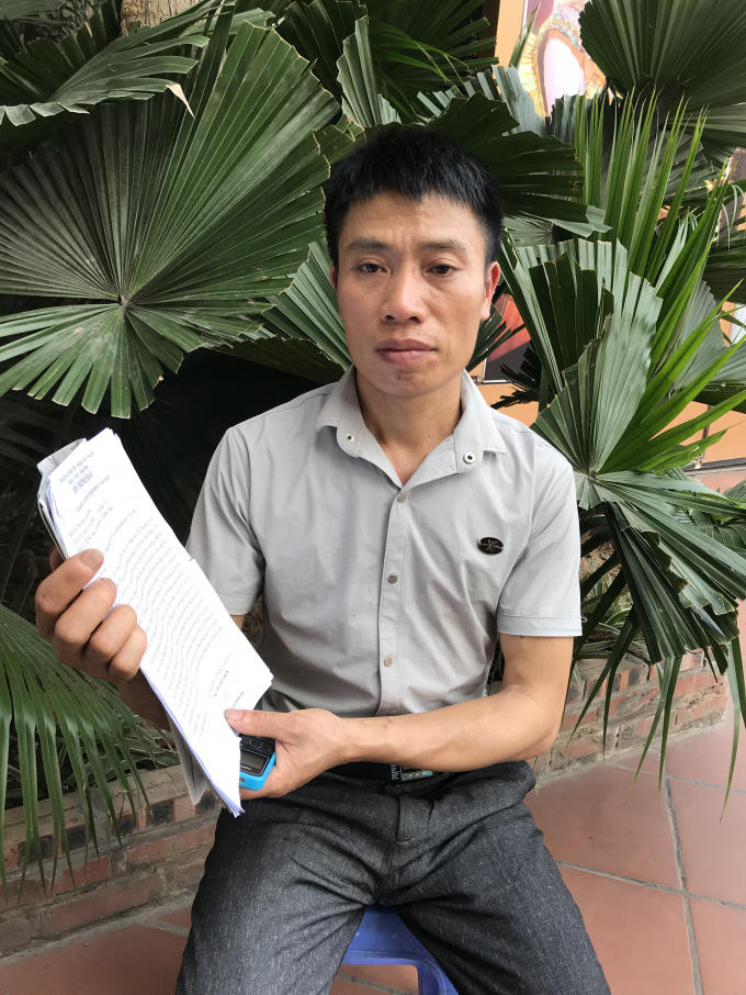 Ông Nguyễn Văn Thạnh trình bày sự việc với phóng viên.