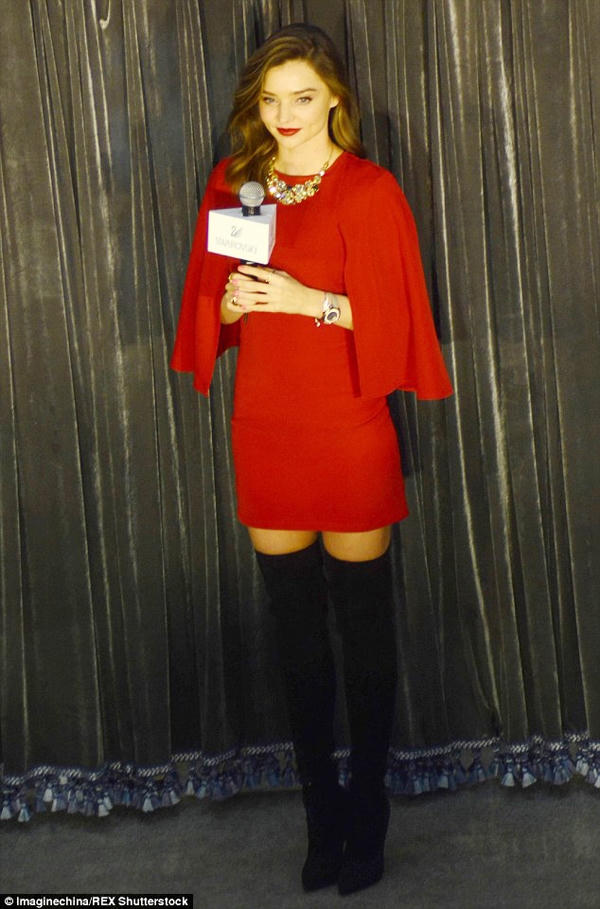 Cựu thiên thần xuất hiện lộng lẫy trong sự kiện. Ảnh: Dailymail