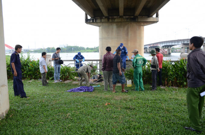 Hiện trường nơi phát hiện thi thể nạn nhân.