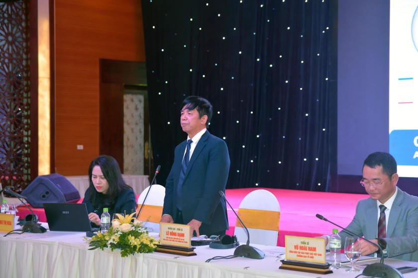 GS. TS Lê Hồng Hạnh - Chủ tịch Trung tâm Trọng tài Quốc tế Việt Nam (VIAC), Tổng Biên tập Tạp chí Pháp luật và Phát triển. (Ảnh: P.Giang)