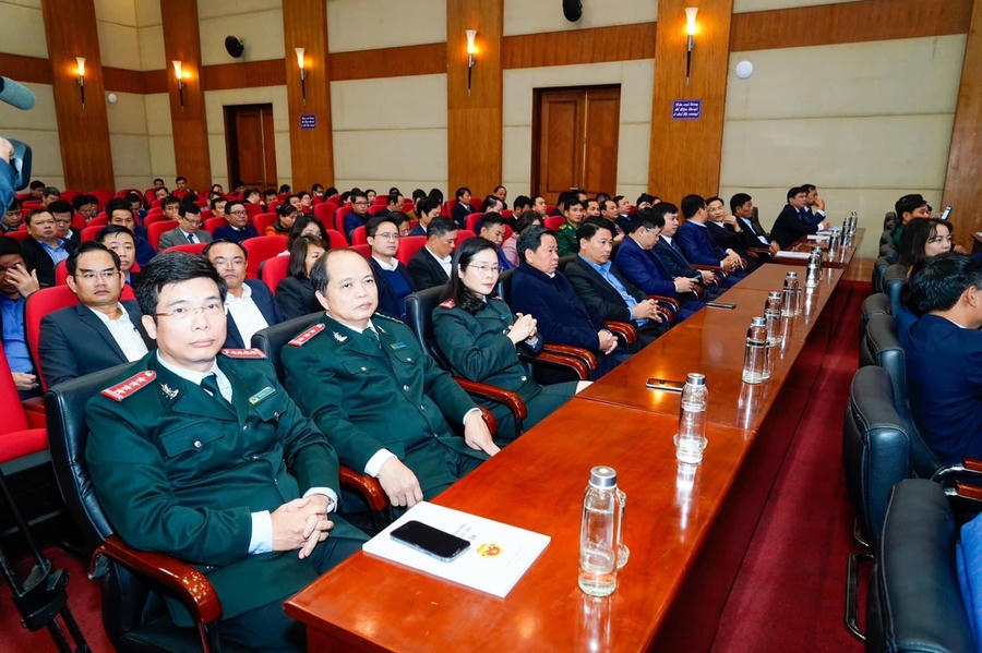 Các đại biểu dự Hội nghị.