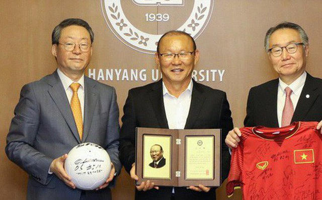 HLV Park Hang Seo được vinh danh ở Hàn Quốc.