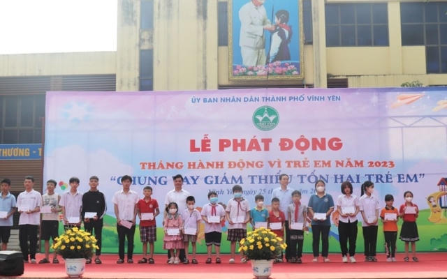 “Chung tay giảm thiểu tổn hại trẻ em”