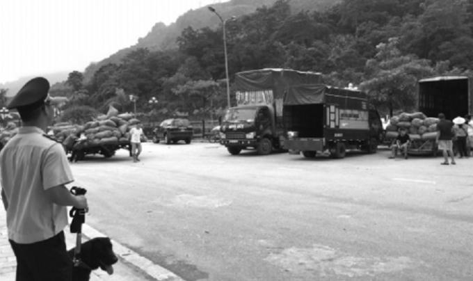 l Một trong những kết quả góp phần vào nguồn thu NSNN của ngành Hải quan là công tác chống buôn lậu và gian lận thương mại.