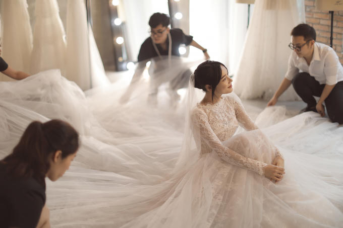 Nh&atilde; Phương muốn mang gi&agrave;y bệt cho xứng đ&ocirc;i, Trường Giang bất ngờ n&oacute;i 1 c&acirc;u đậm chất ng&ocirc;n t&igrave;nh