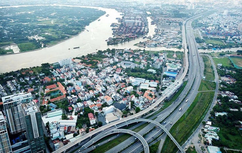 Long Thành không chỉ thay đổi trật tự giao thông, mà còn tái cấu trúc lại không gian phát triển toàn vùng Đông Nam Bộ.