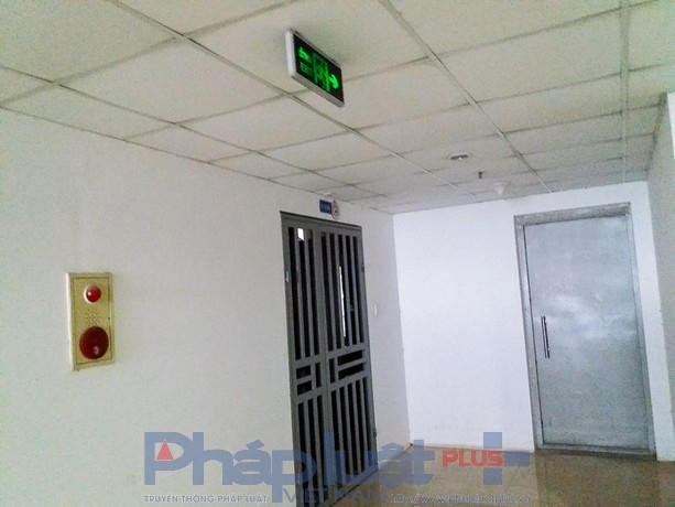 Các phòng hút khói, phòng cấp nước.