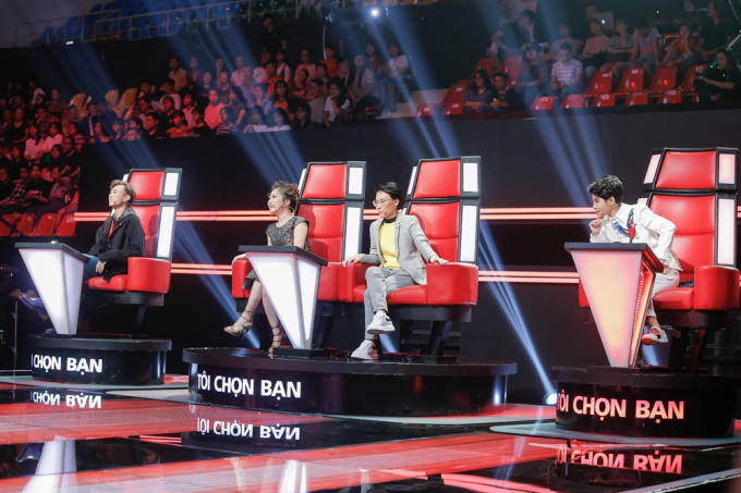 Giọng h&aacute;t Việt 2017 tập 1: Vũ C&aacute;t Tường v&agrave; Soobin Ho&agrave;ng Sơn