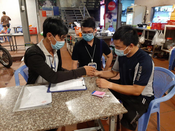 bff6bd3738f0cbae92e1