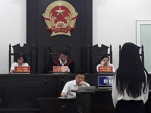 Môi giới mại dâm với giá 15 triệu đồng,