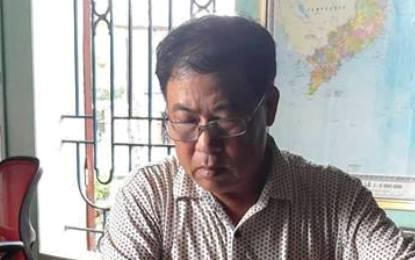 Khai man hồ sơ, ông Văn Đình Tuyên, Bí thư Đảng ủy xã Quảng Hùng cũng đã chịu hình thức kỷ luật