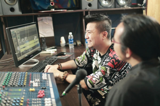D&agrave;n nghệ sĩ