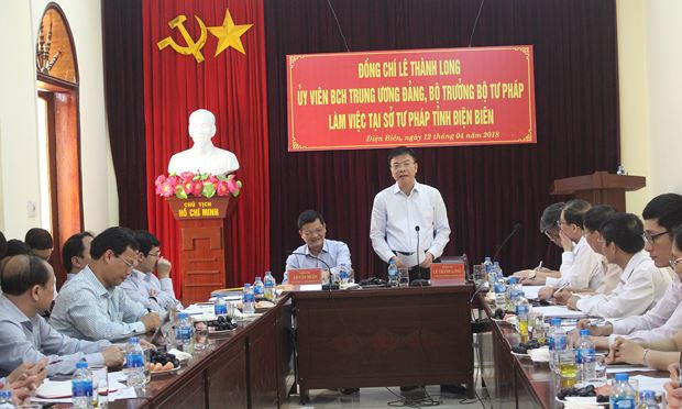 Bộ trưởng L&ecirc; Th&agrave;nh Long 'gỡ' kh&uacute;c mắc cho tư ph&aacute;p, THADS Điện Bi&ecirc;n