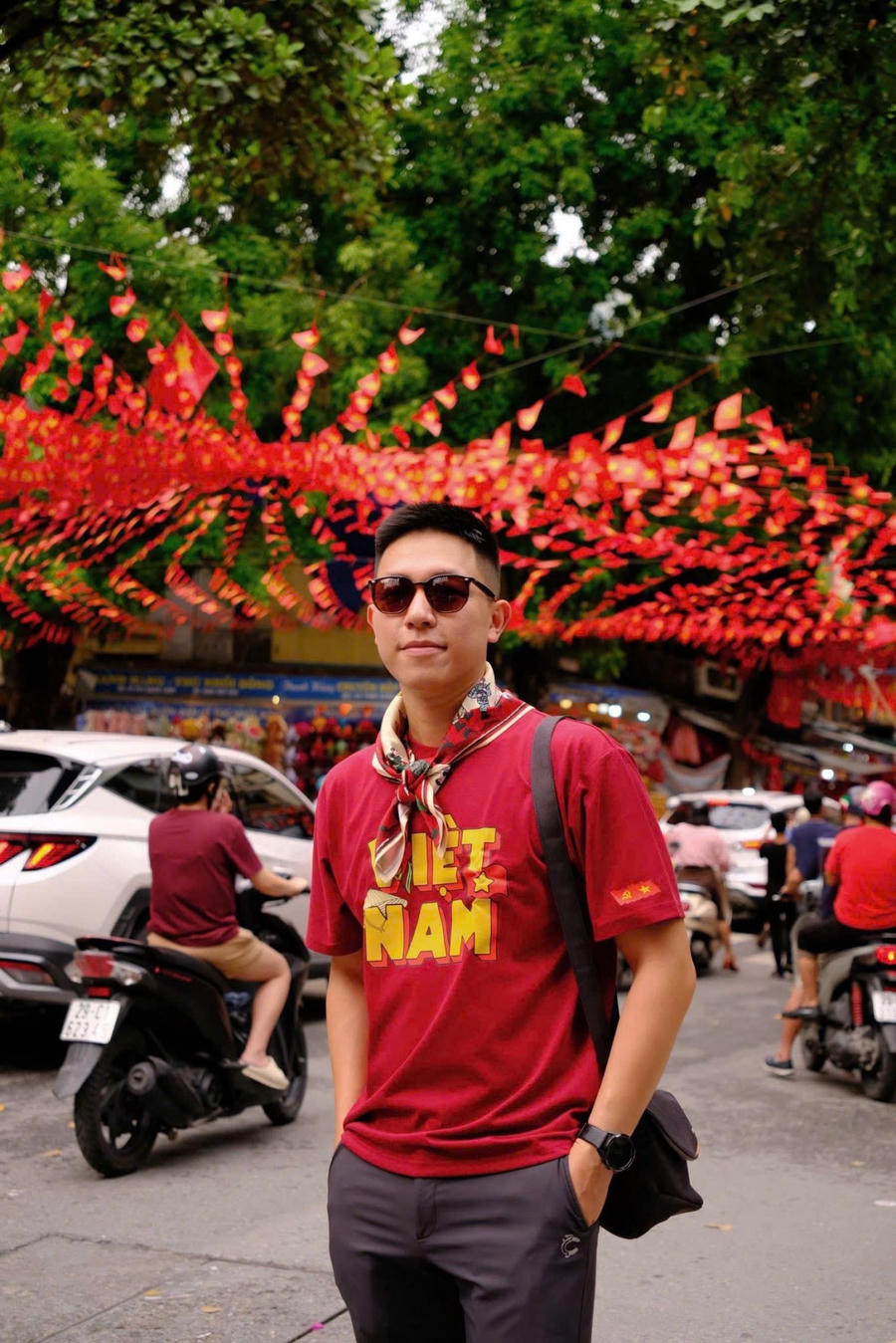 Không khí mừng Quốc khánh 2/9 lan tỏa khắp phố phường Hà Nội