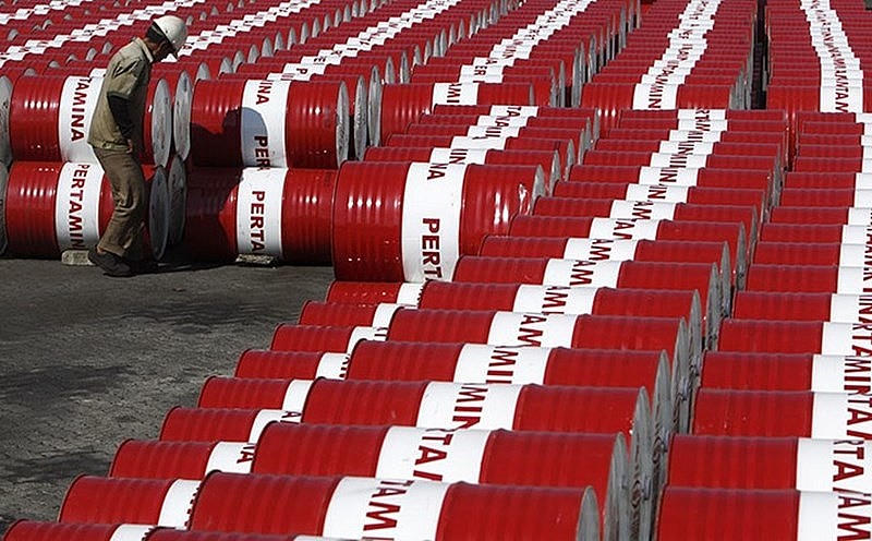 Giá dầu thô rơi tự do gần 7% sau khi Mỹ công bố thuế đối ứng. (Ảnh minh hoạ).