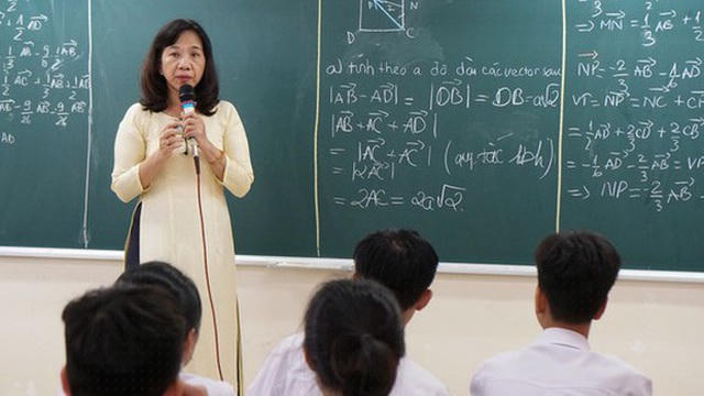 Đối với giáo viên hạng 2, hạng 1 sẽ phải có trách nhiệm phát hiện những hành vi, biểu hiện nhằm hỗ trợ giúp đỡ đồng nghiệp...