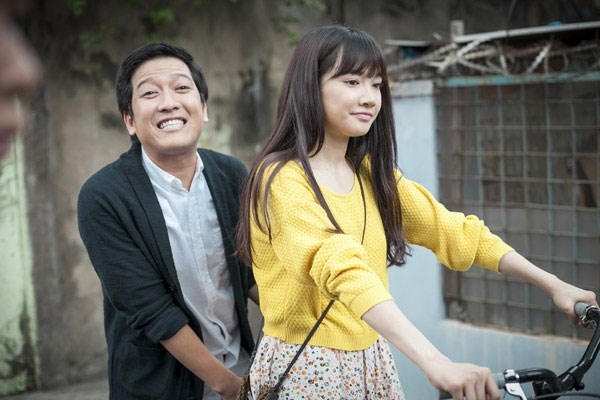 Diễn viên Trường Giang và Nhã Phương trong phim. Ảnh: internet.