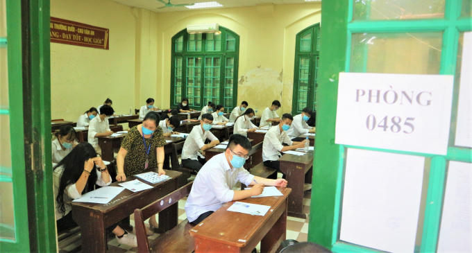 aaz2016063188822e15d3c304e074fb2471133215db78a053