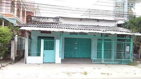 Căn nhà bi kê biên.