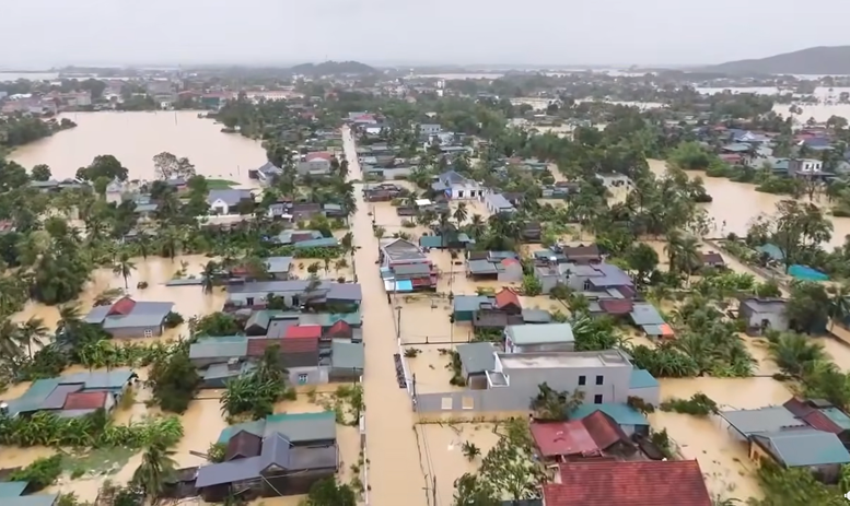 Trận mưa lũ lịch sử do ảnh hưởng của bão số 11 khiến nhiều khu vực của Thái Nguyên bị ngập sâu.