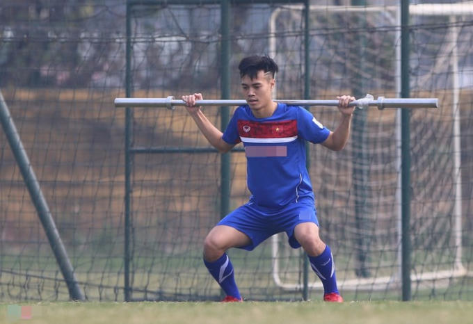 Nâng tạ bằng thép đặc