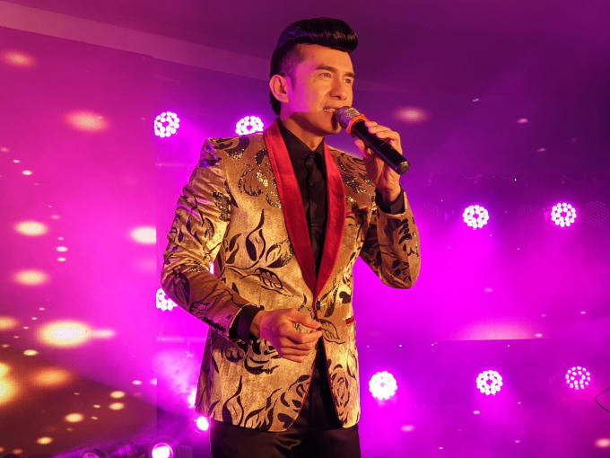 Đan Trường nhận nhiều lời mời quảng c&aacute;o game, chứng minh sức h&uacute;t đến từ c&aacute;c dự &aacute;n cổ trang