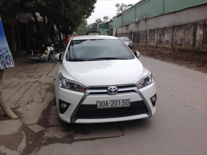 Bán xe Toyota Yaris G - Giá cực mềm