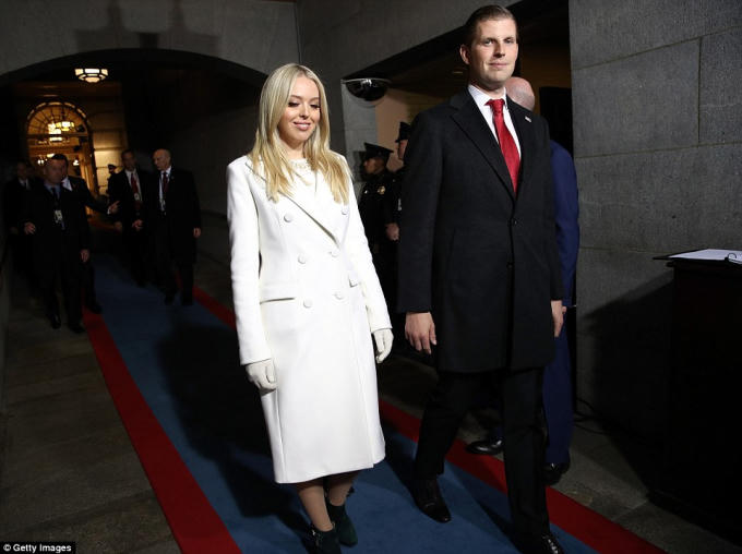 Tiffany Trump v&agrave; Eric Trump