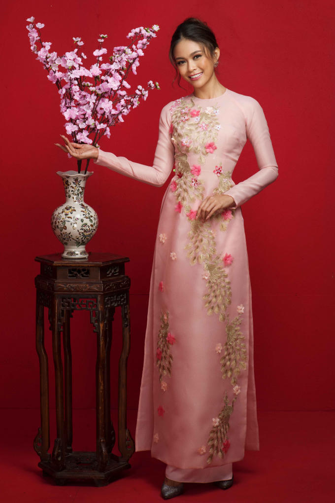 Bộ ảnh ch&uacute;c xu&acirc;n 2018 của d&agrave;n Hoa hậu Ho&agrave;n vũ