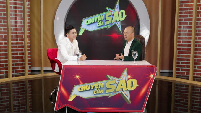 Triệu Long giao lưu cùng MC Minh Đức.