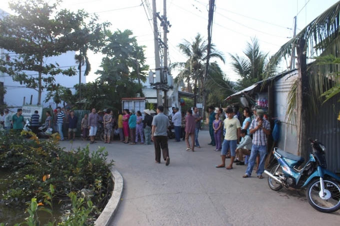 Người dân bàng hoàng khi phát hiện thi thể