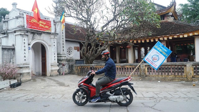 Đình chùa đều đóng cửa không tiếp khách tham quan trước diễn biến phức tạp của dịch bệnh. 