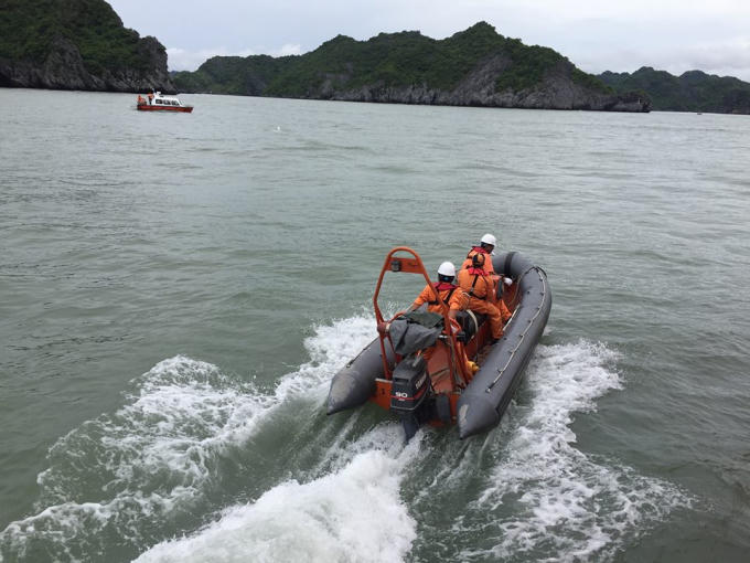 Đây là xuồng máy chuyên dụng có khả năng tiếp cận mục tiêu trong thời gian gần nhất.